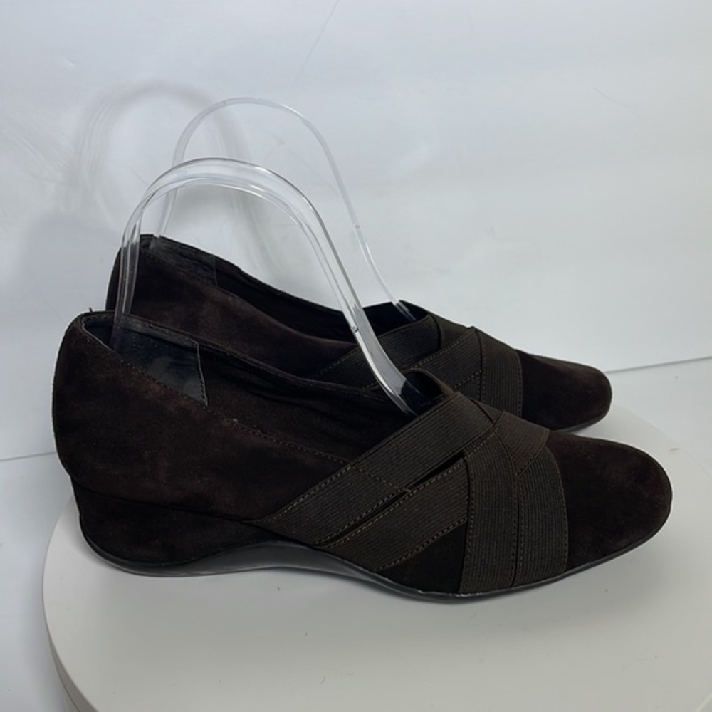 Vaneli brown shoes size 7